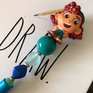 Disney Doorables: Luca: Giulia Marcovaldo handmade beaded pen